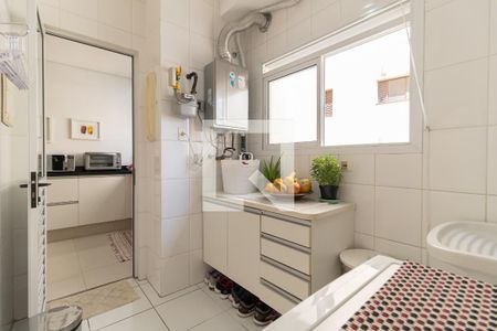 Apartamento à venda com 120m², 2 quartos e 2 vagasLavanderia