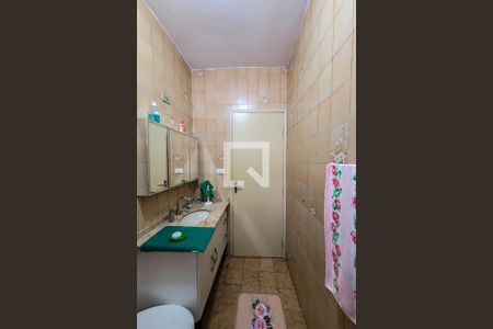 Casa à venda com 165m², 6 quartos e 4 vagas Casa à venda com 165m², 6 quartos e 4 vagasBanheiro