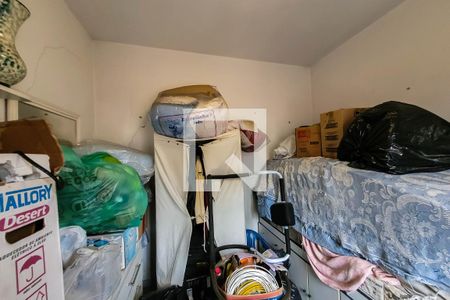 Casa à venda com 165m², 6 quartos e 4 vagas Casa à venda com 165m², 6 quartos e 4 vagasQuarto (casa de hospedes)