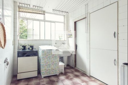 Apartamento à venda com 3 quartos, 124m² em Santa Lúcia, Belo Horizonte