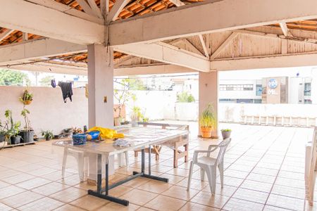 Casa à venda com 360m², 5 quartos e 2 vagasCobertura