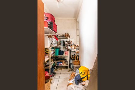 Casa à venda com 360m², 5 quartos e 2 vagasÁrea de Serviço