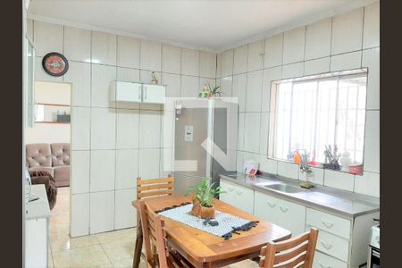 Casa à venda com 2 quartos, 250m² em Vila Brasil, São Paulo