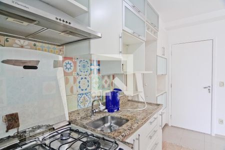 Apartamento à venda com 56m², 2 quartos e 2 vagas Apartamento à venda com 56m², 2 quartos e 2 vagasCozinha