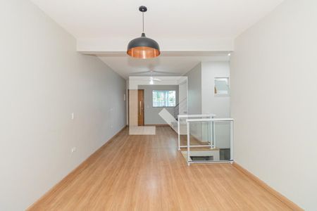 Sala e Cozinha de casa para alugar com 2 quartos, 230m² em Vila Gustavo, São Paulo