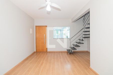 Sala e Cozinha de casa para alugar com 2 quartos, 230m² em Vila Gustavo, São Paulo