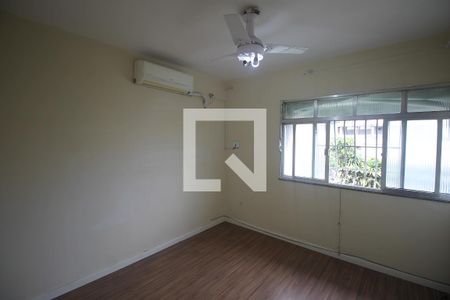Quarto 1 de apartamento para alugar com 2 quartos, 60m² em Vila Iara, São Gonçalo