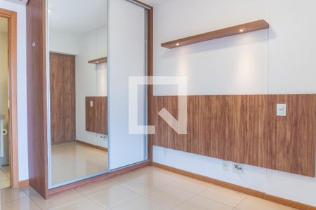 Apartamento à venda com 28m², 1 quarto e 1 vaga Apartamento à venda com 28m², 1 quarto e 1 vagaSuíte