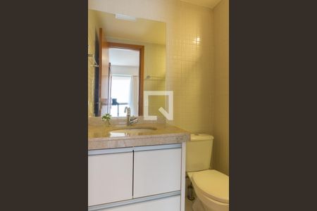 Apartamento à venda com 28m², 1 quarto e 1 vaga Apartamento à venda com 28m², 1 quarto e 1 vagaBanheiro da Suíte