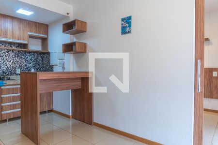 Apartamento à venda com 28m², 1 quarto e 1 vaga Apartamento à venda com 28m², 1 quarto e 1 vagaSala