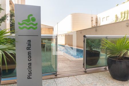 Apartamento à venda com 28m², 1 quarto e 1 vaga Apartamento à venda com 28m², 1 quarto e 1 vagaÁrea Comum - Piscina Olímpica