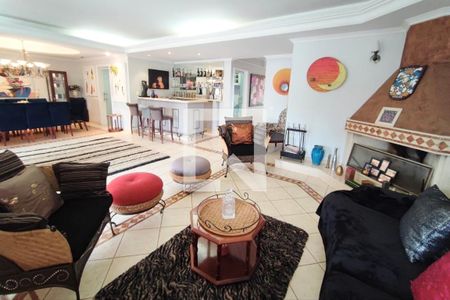 Sala de Estar de casa de condomínio à venda com 5 quartos, 480m² em Jardim Madalena, Campinas
