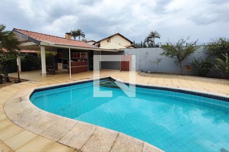 Casa de condomínio à venda com 480m², 5 quartos e 6 vagas Casa de condomínio à venda com 480m², 5 quartos e 6 vagasPiscina