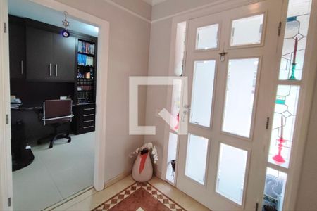 Casa de condomínio à venda com 480m², 5 quartos e 6 vagas Casa de condomínio à venda com 480m², 5 quartos e 6 vagasHall de entrada