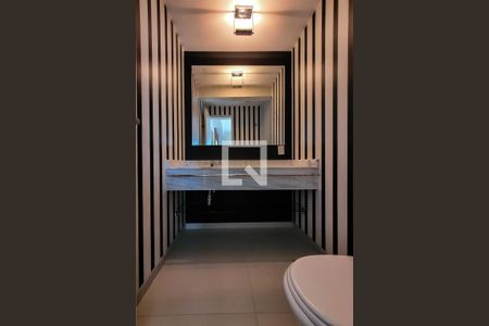 Lavabo de apartamento para alugar com 3 quartos, 186m² em Vila Gumercindo, São Paulo