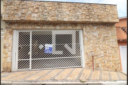 Fachada de casa para alugar com 4 quartos, 380m² em Vila Guaca, São Paulo