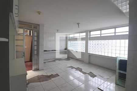 Salão de Festas de casa para alugar com 4 quartos, 380m² em Vila Guaca, São Paulo