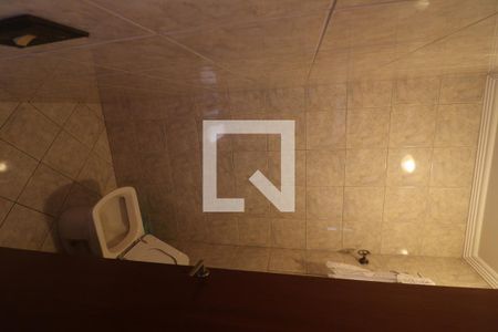 Lavabo de casa para alugar com 4 quartos, 380m² em Vila Guaca, São Paulo