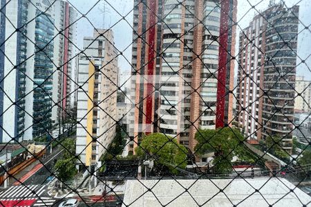 Vista de apartamento para alugar com 3 quartos, 94m² em Indianópolis, São Paulo