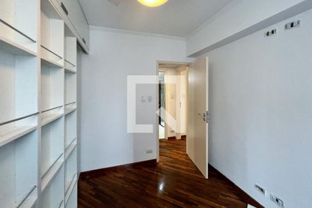Quarto  de apartamento para alugar com 3 quartos, 94m² em Indianópolis, São Paulo