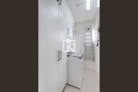 Apartamento à venda com 192m², 2 quartos e sem vagaÁrea de Serviço