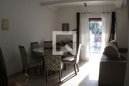 Sala de casa à venda com 3 quartos, 320m² em Curicica, Rio de Janeiro