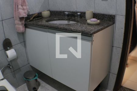 Casa à venda com 320m², 3 quartos e 1 vagaBanheiro 1