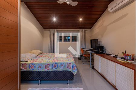 Casa de condomínio à venda com 180m², 3 quartos e 1 vaga Casa de condomínio à venda com 180m², 3 quartos e 1 vagaQuarto Suíte