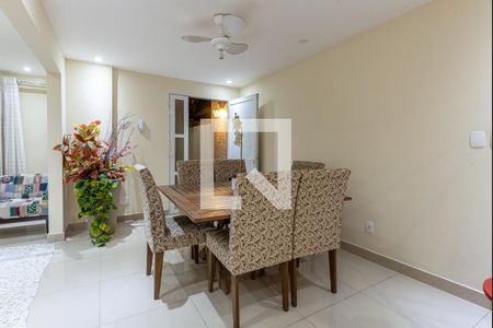 Sala de casa de condomínio à venda com 3 quartos, 180m² em Freguesia (jacarepaguá), Rio de Janeiro