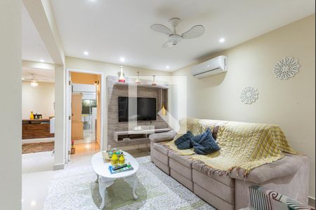 Sala de casa de condomínio à venda com 3 quartos, 180m² em Freguesia (jacarepaguá), Rio de Janeiro