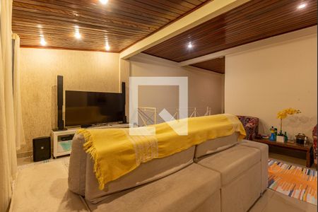 Casa de condomínio à venda com 180m², 3 quartos e 1 vaga Casa de condomínio à venda com 180m², 3 quartos e 1 vagaSala de TV