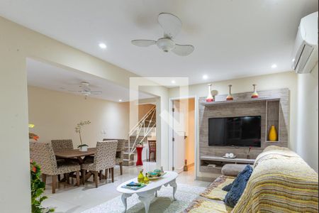 Sala de casa de condomínio à venda com 3 quartos, 180m² em Freguesia (jacarepaguá), Rio de Janeiro