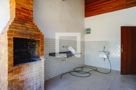 Casa de condomínio para alugar com 200m², 3 quartos e 1 vagaVaranda