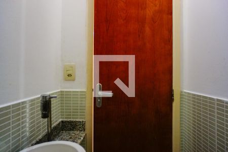 Casa de condomínio para alugar com 200m², 3 quartos e 1 vagaLavabo