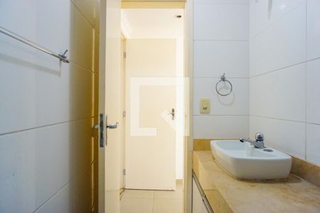 Casa de condomínio para alugar com 200m², 3 quartos e 1 vagaBanheiro da Suíte 1