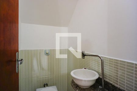 Casa de condomínio para alugar com 200m², 3 quartos e 1 vagaLavabo