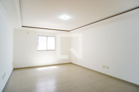 Casa de condomínio para alugar com 200m², 3 quartos e 1 vagaSuíte 1