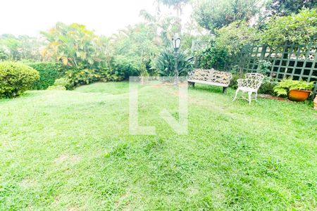 Casa à venda com 450m², 3 quartos e 4 vagas Casa à venda com 450m², 3 quartos e 4 vagasQuintal