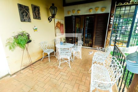 Casa à venda com 450m², 3 quartos e 4 vagas Casa à venda com 450m², 3 quartos e 4 vagasÁrea comum