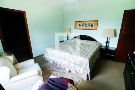 Casa à venda com 450m², 3 quartos e 4 vagas Casa à venda com 450m², 3 quartos e 4 vagasSuíte 1