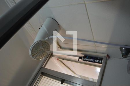 Apartamento à venda com 51m², 2 quartos e 1 vagaDetalhe banheiro