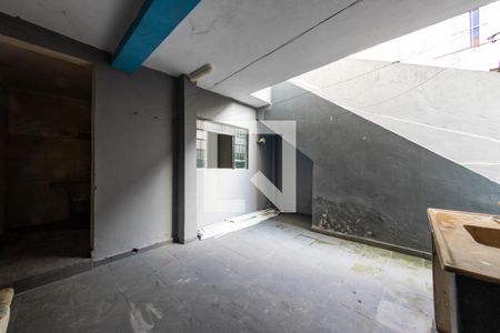 Casa à venda com 70m², 3 quartos e 1 vagaÁrea de Serviço