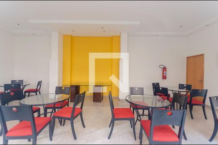 Apartamento para alugar com 100m², 2 quartos e 1 vaga Apartamento para alugar com 100m², 2 quartos e 1 vagaÁrea de Serviço