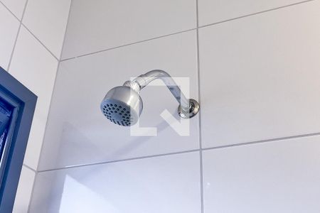 Banheiro de kitnet/studio para alugar com 1 quarto, 26m² em Indianópolis, São Paulo