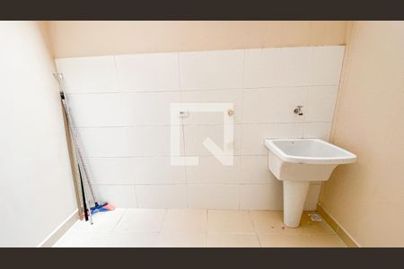 Apartamento para alugar com 55m², 2 quartos e 1 vagaÁrea de Serviço