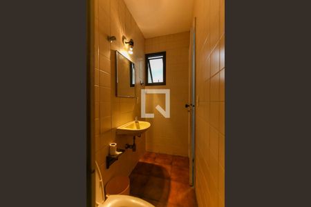 Apartamento à venda com 186m², 3 quartos e 2 vagas Apartamento à venda com 186m², 3 quartos e 2 vagasBanheiro de Serviço