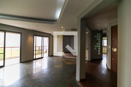 Sala de apartamento à venda com 3 quartos, 186m² em Vila Suzana, São Paulo