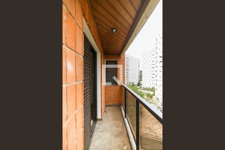 Apartamento à venda com 186m², 3 quartos e 2 vagas Apartamento à venda com 186m², 3 quartos e 2 vagasvaranda