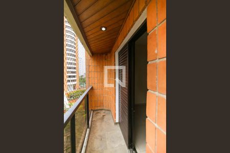 Apartamento à venda com 186m², 3 quartos e 2 vagas Apartamento à venda com 186m², 3 quartos e 2 vagasvaranda