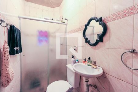 Casa à venda com 107m², 3 quartos e 3 vagasBanheiro